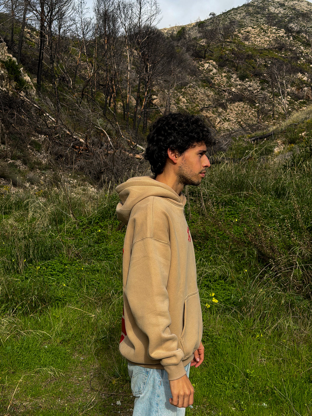 Sudadera Kuma Multiverso